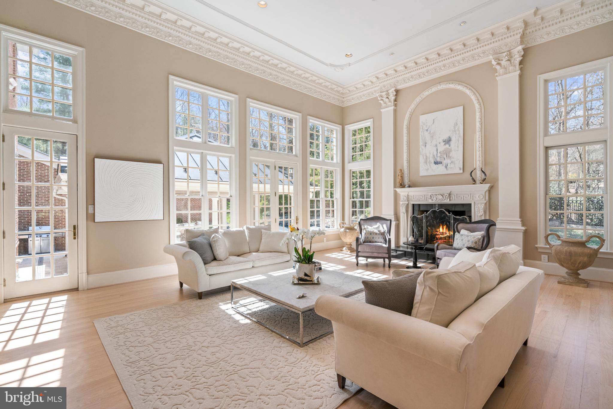 SWINKS MILL WOODS - Residential