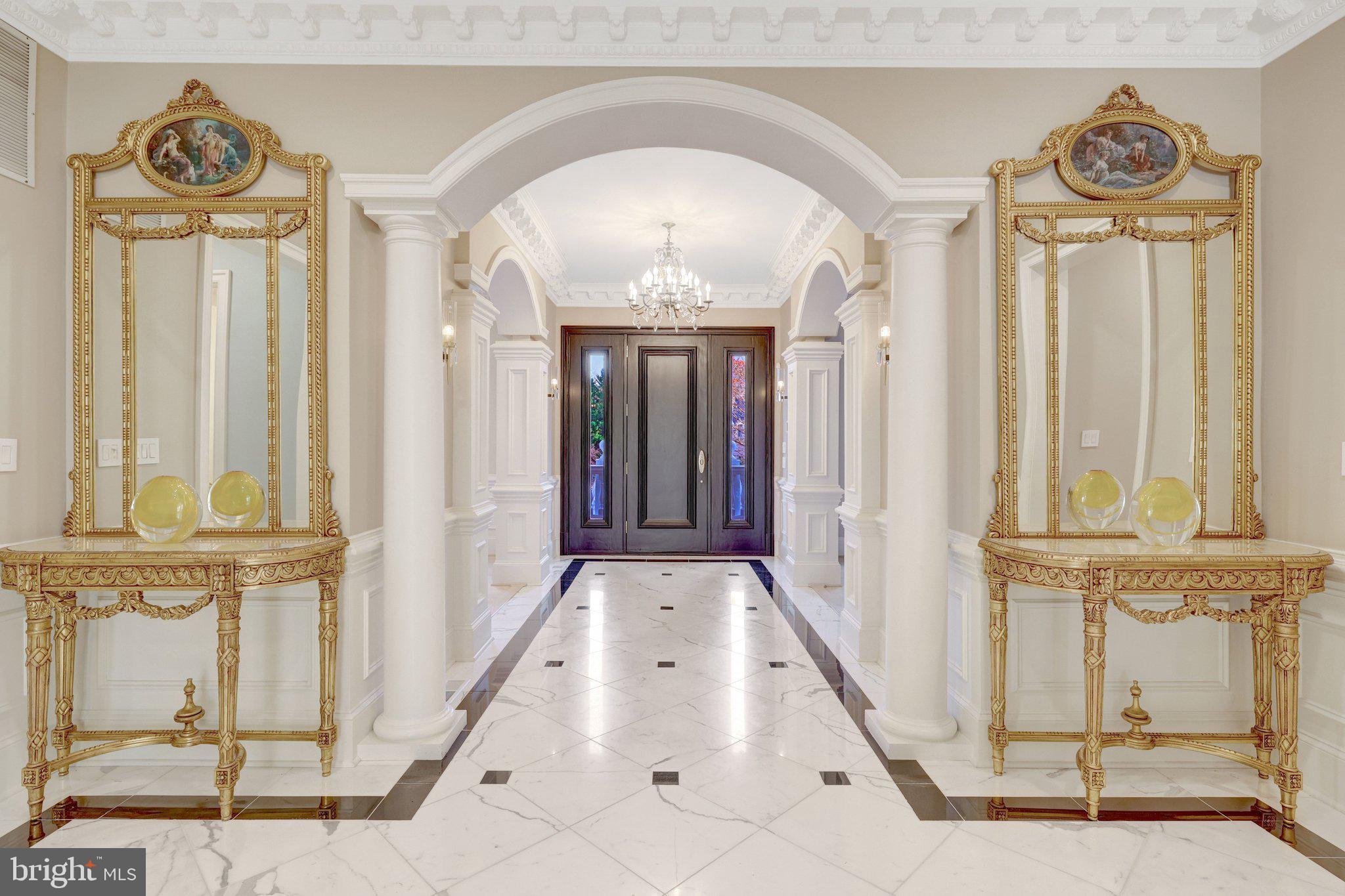 SWINKS MILL WOODS - Residential