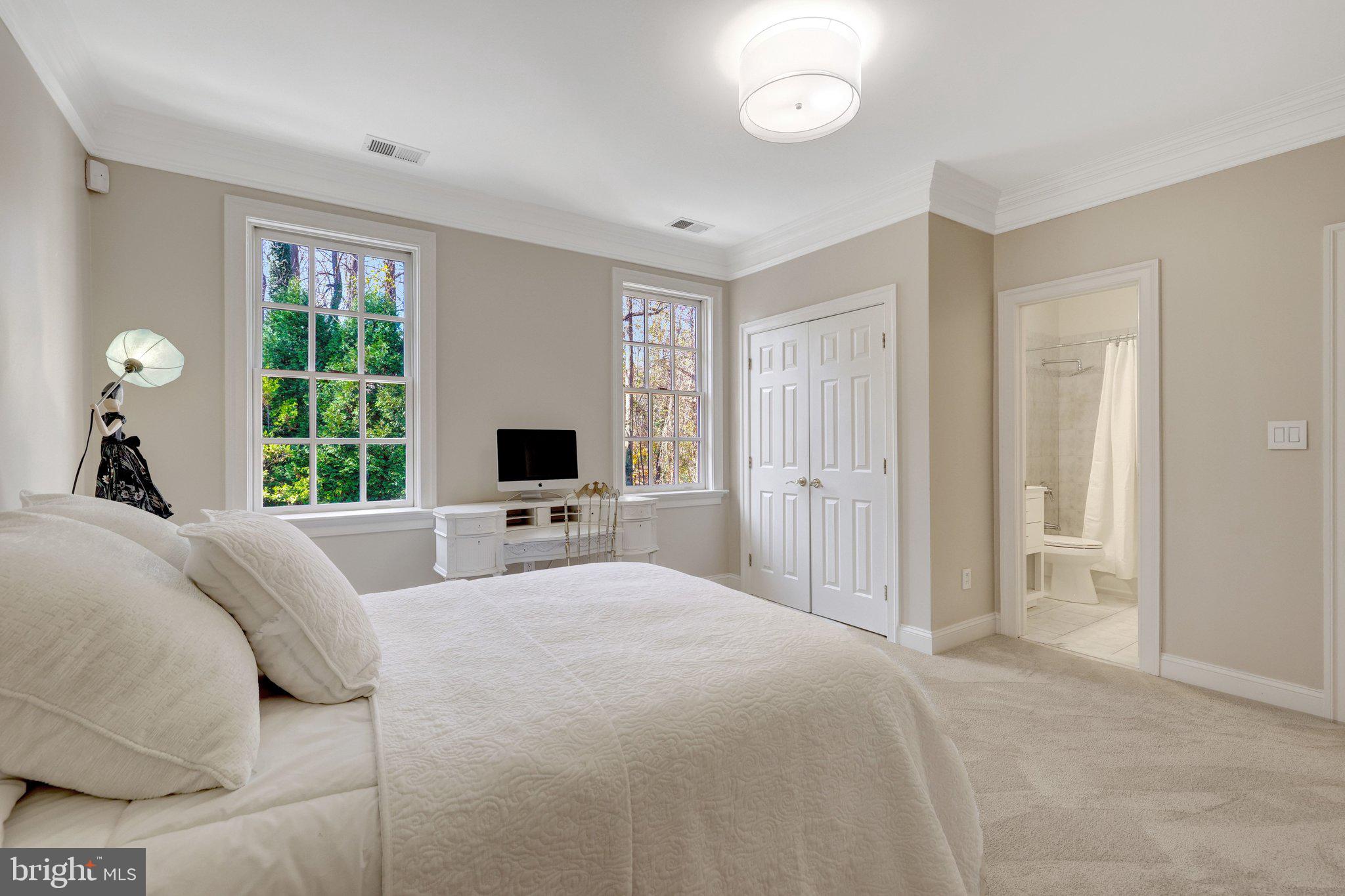 SWINKS MILL WOODS - Residential