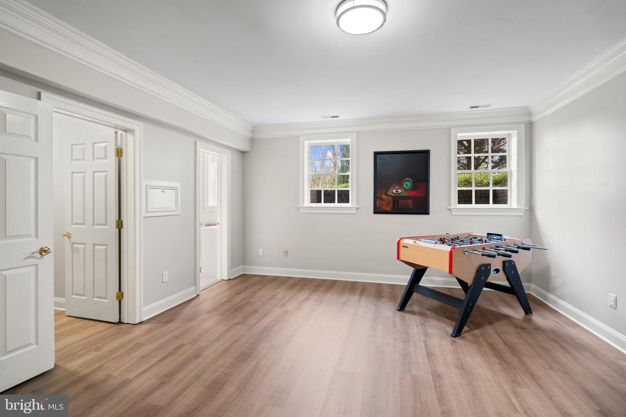 SWINKS MILL WOODS - Residential