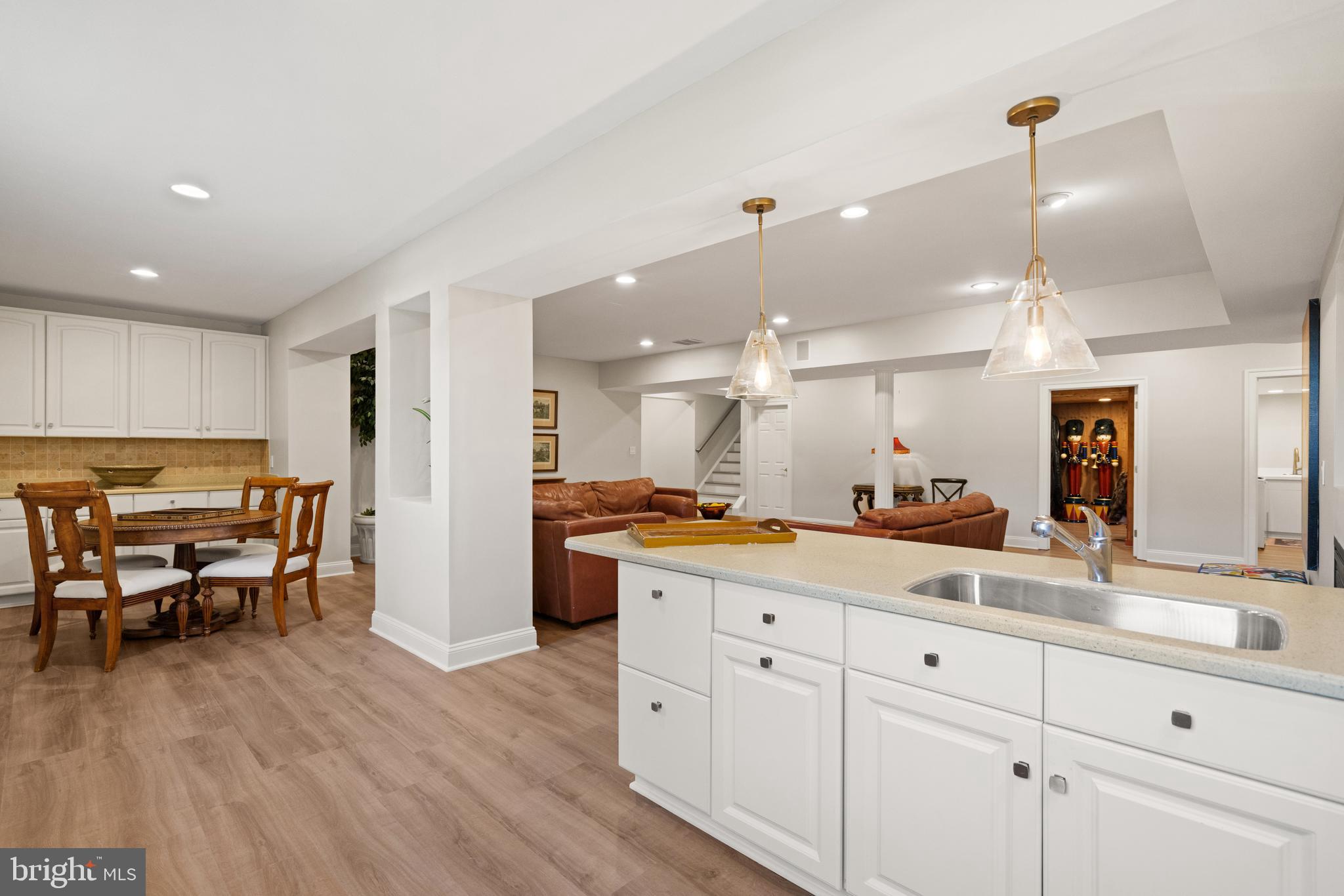 SWINKS MILL WOODS - Residential