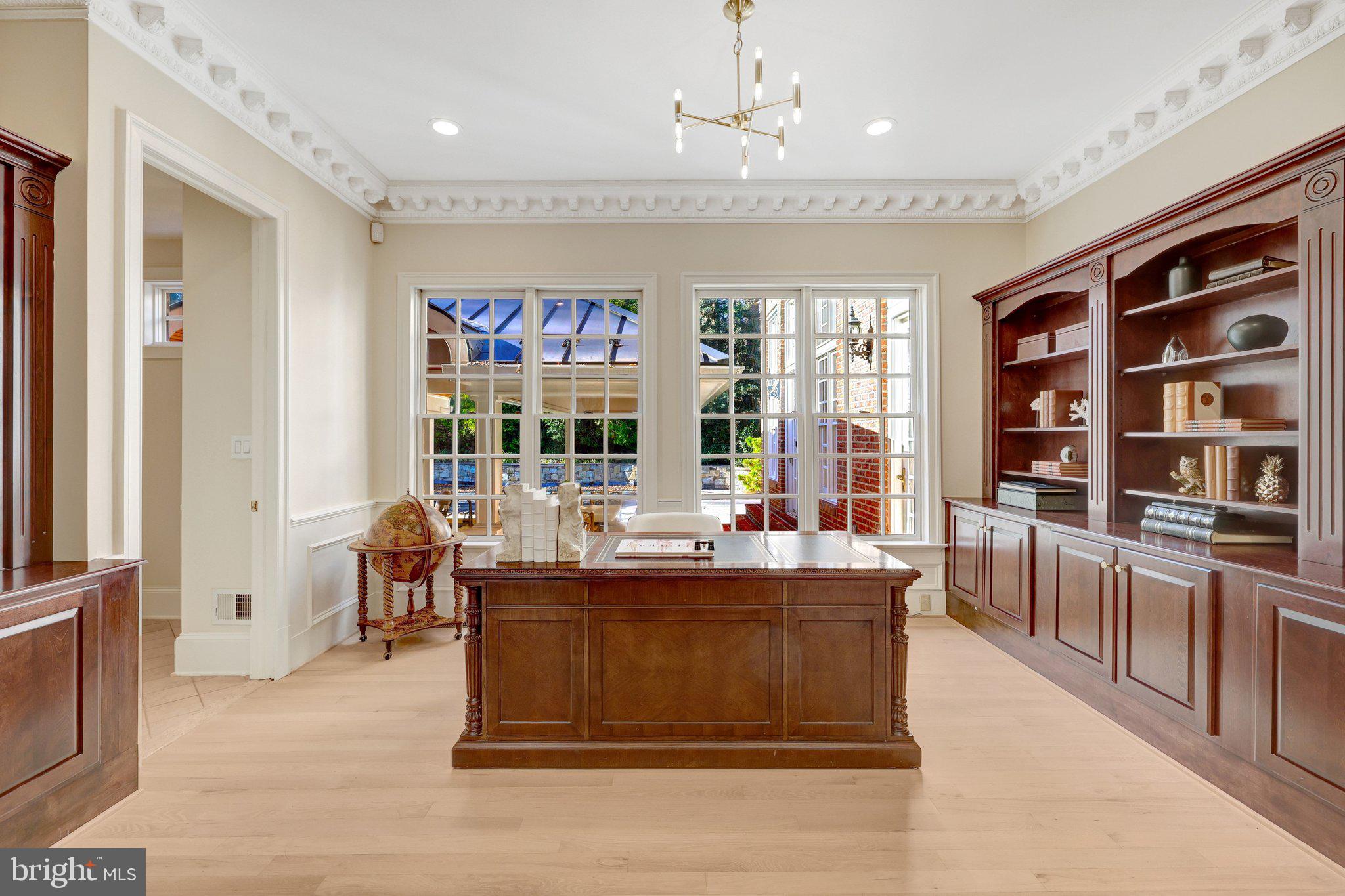 SWINKS MILL WOODS - Residential