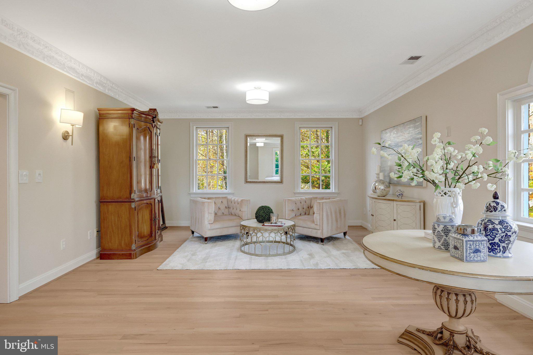 SWINKS MILL WOODS - Residential