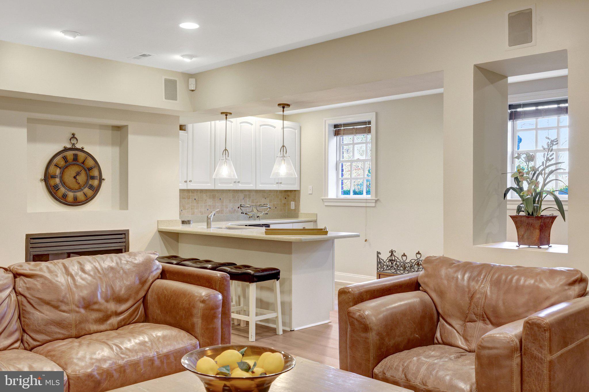 SWINKS MILL WOODS - Residential