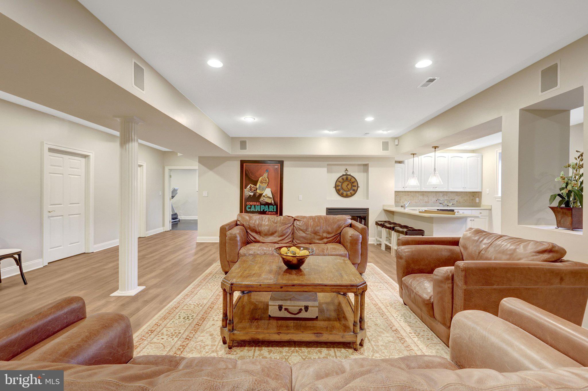 SWINKS MILL WOODS - Residential