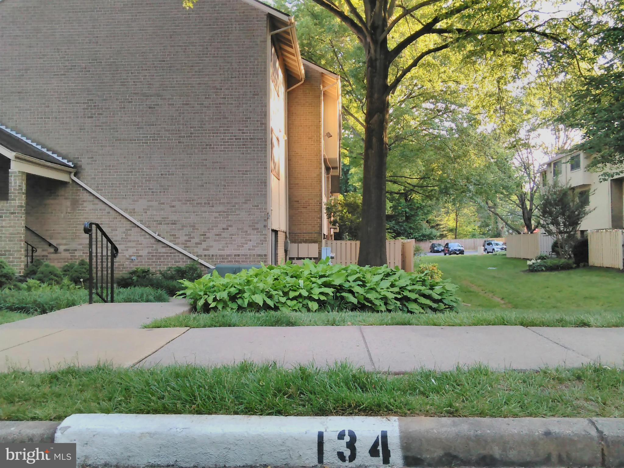 MOSBYS LANDING - Residential