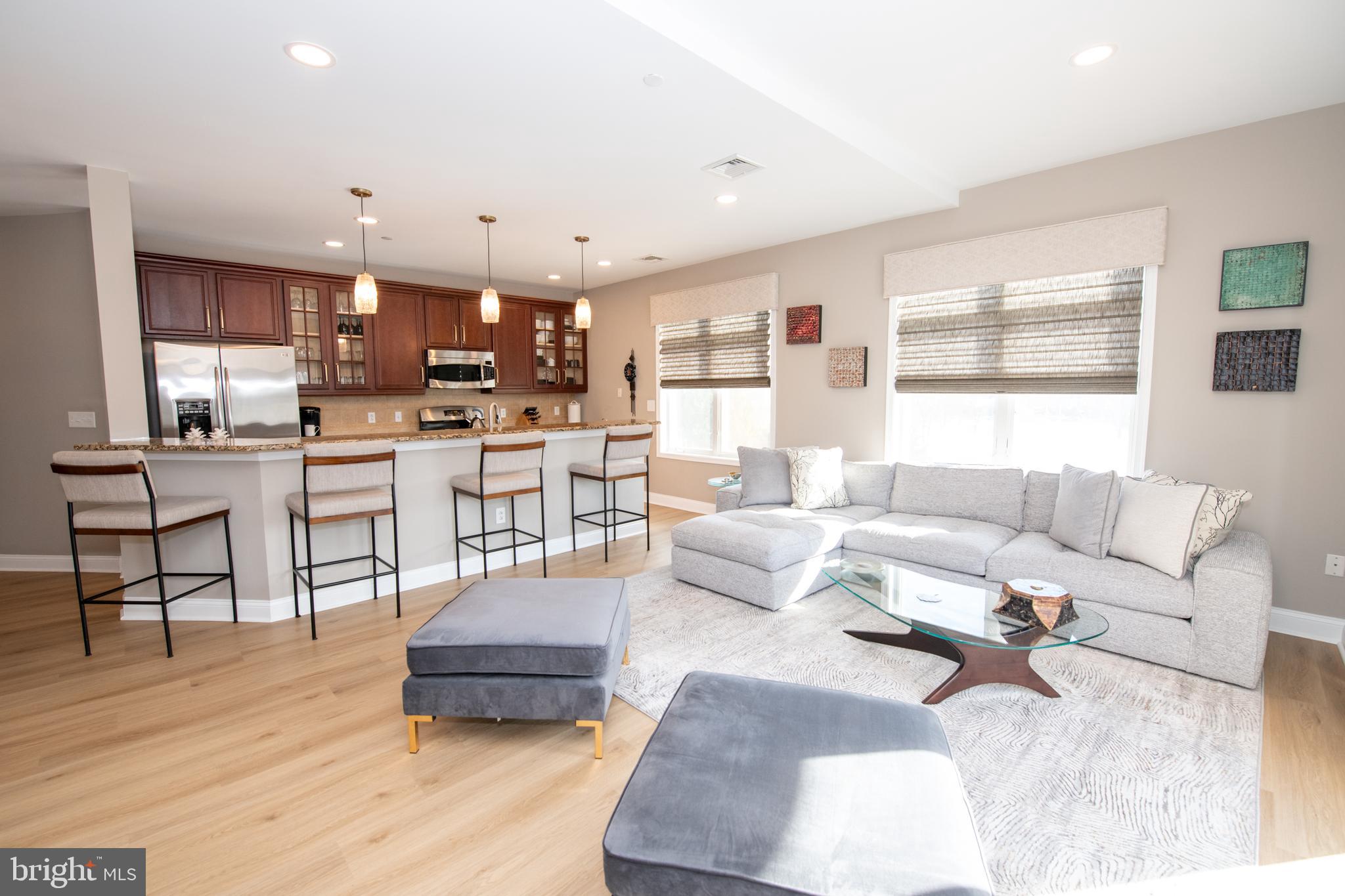 HUNTINGDON PLACE - Residential