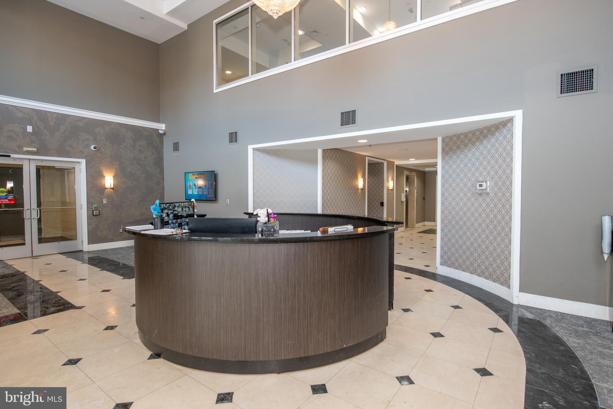 HUNTINGDON PLACE - Residential