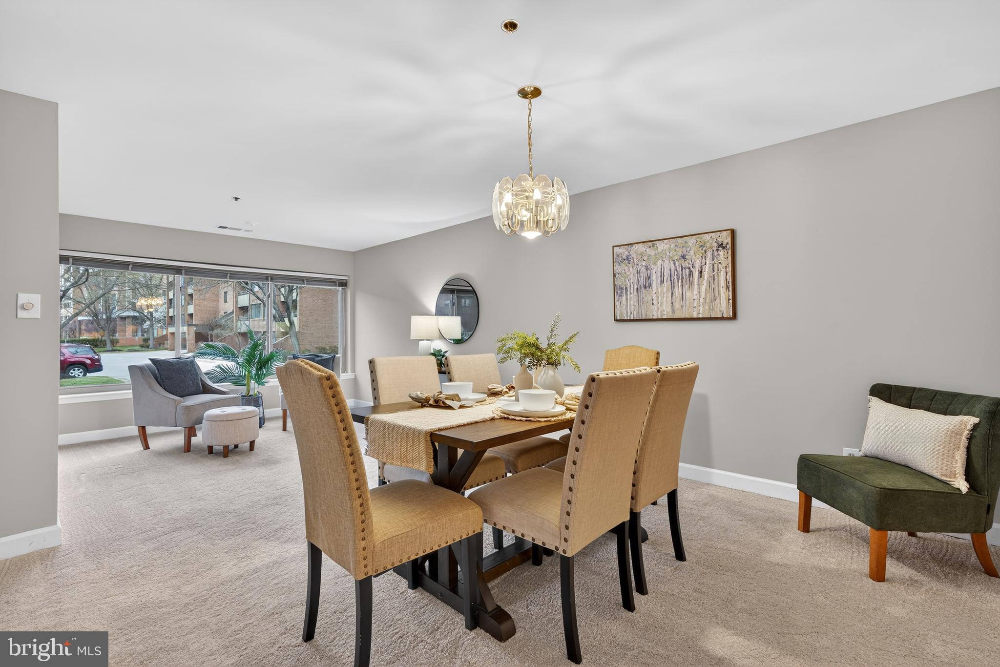 2 SOUTHERLY COURT 101