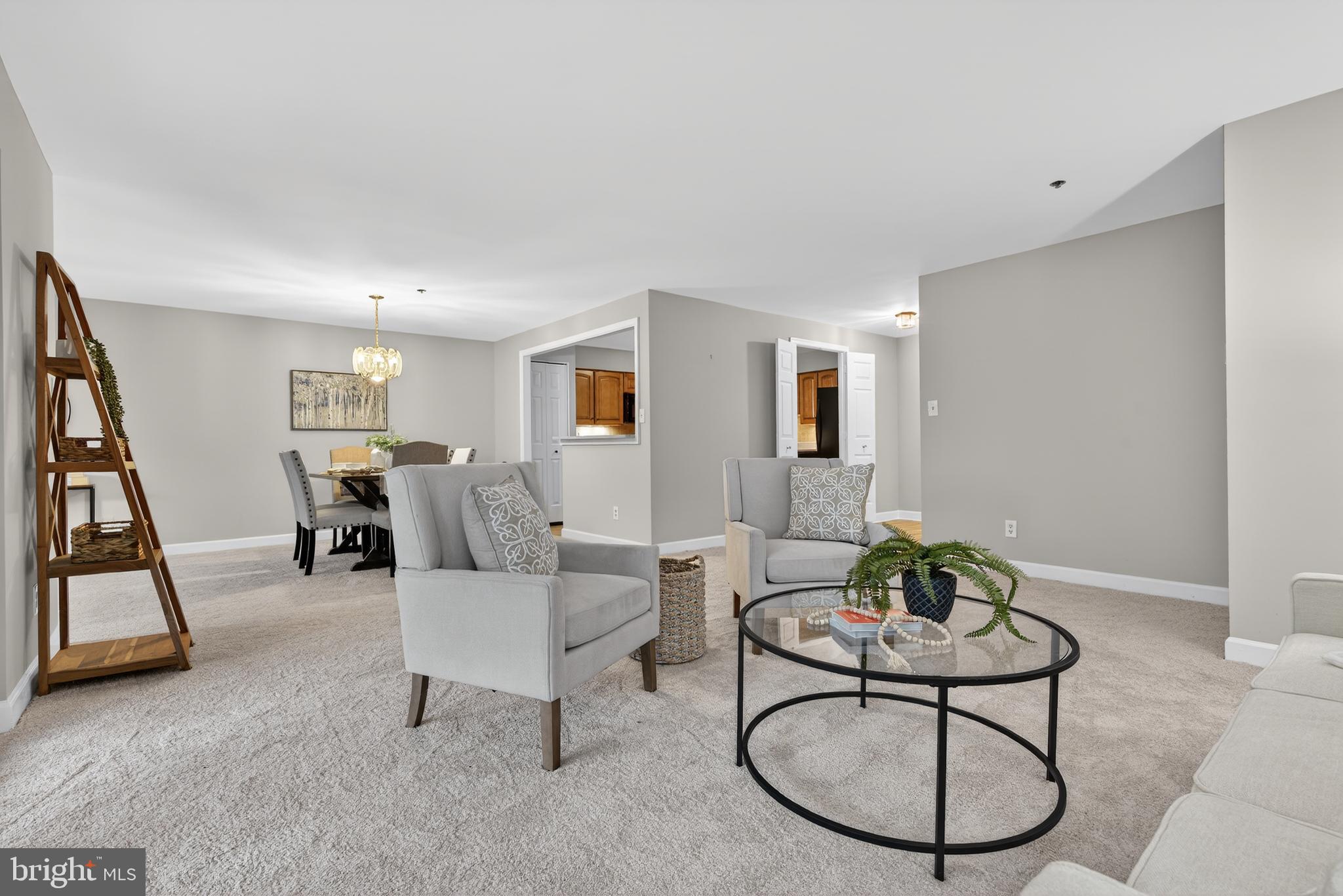 TOWSONGATE - Residential