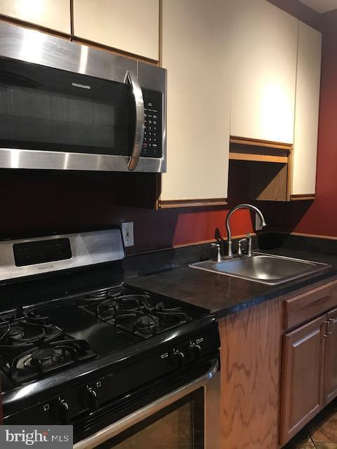 MARLOW TOWERS CONDOMINIUMS - Residential