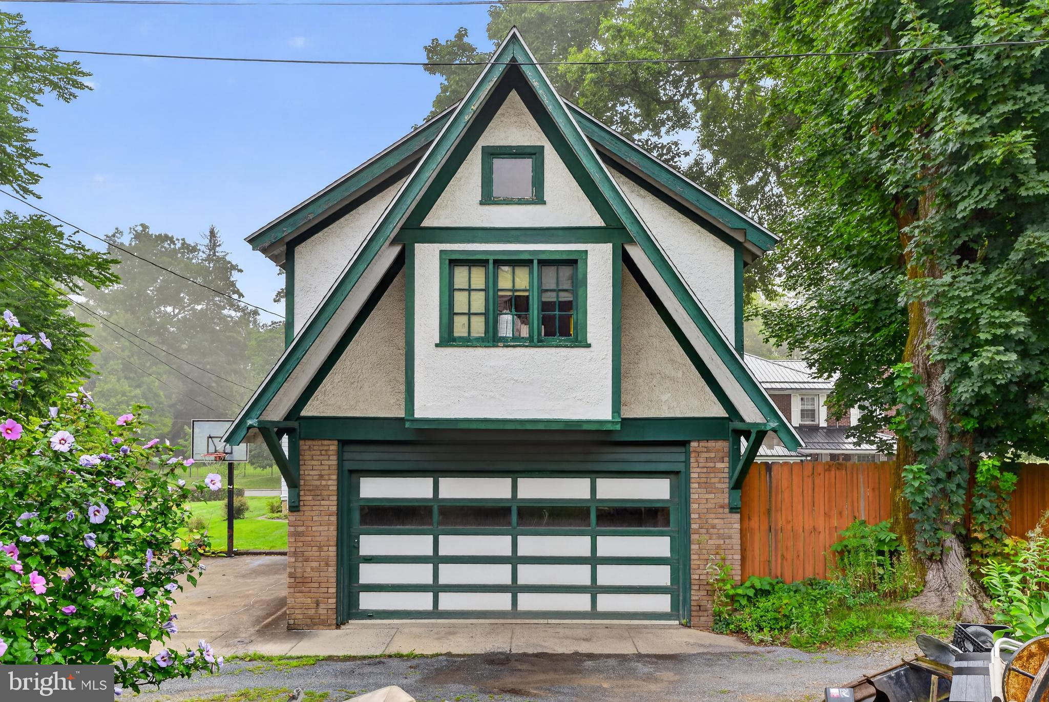326 S 2ND STREET