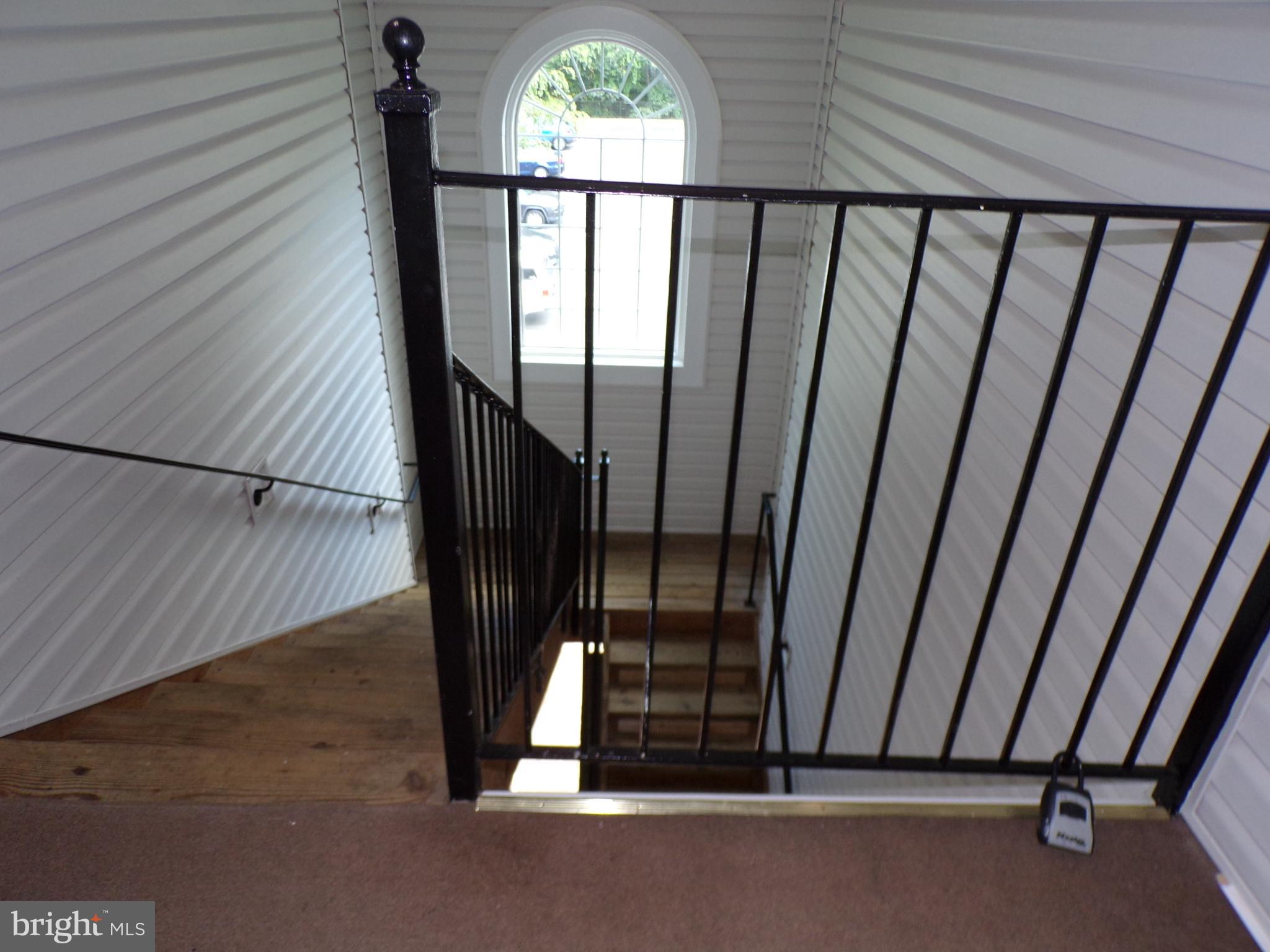 SYCAMORES AT VAN DORN - Residential Lease