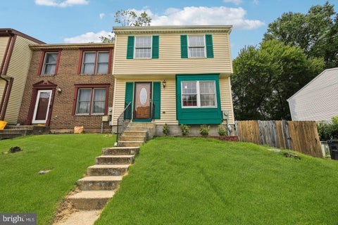 Townhouse For Rent - 7634 Fairbanks Court<br/> HANOVER, MD 21076