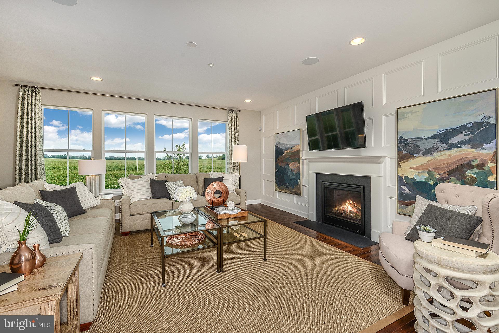 SENSENY VILLAGE - Residential