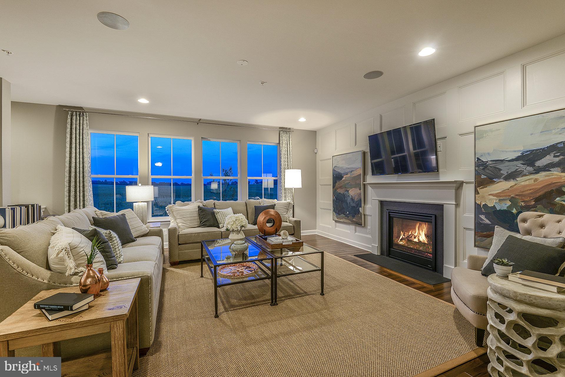 SENSENY VILLAGE - Residential