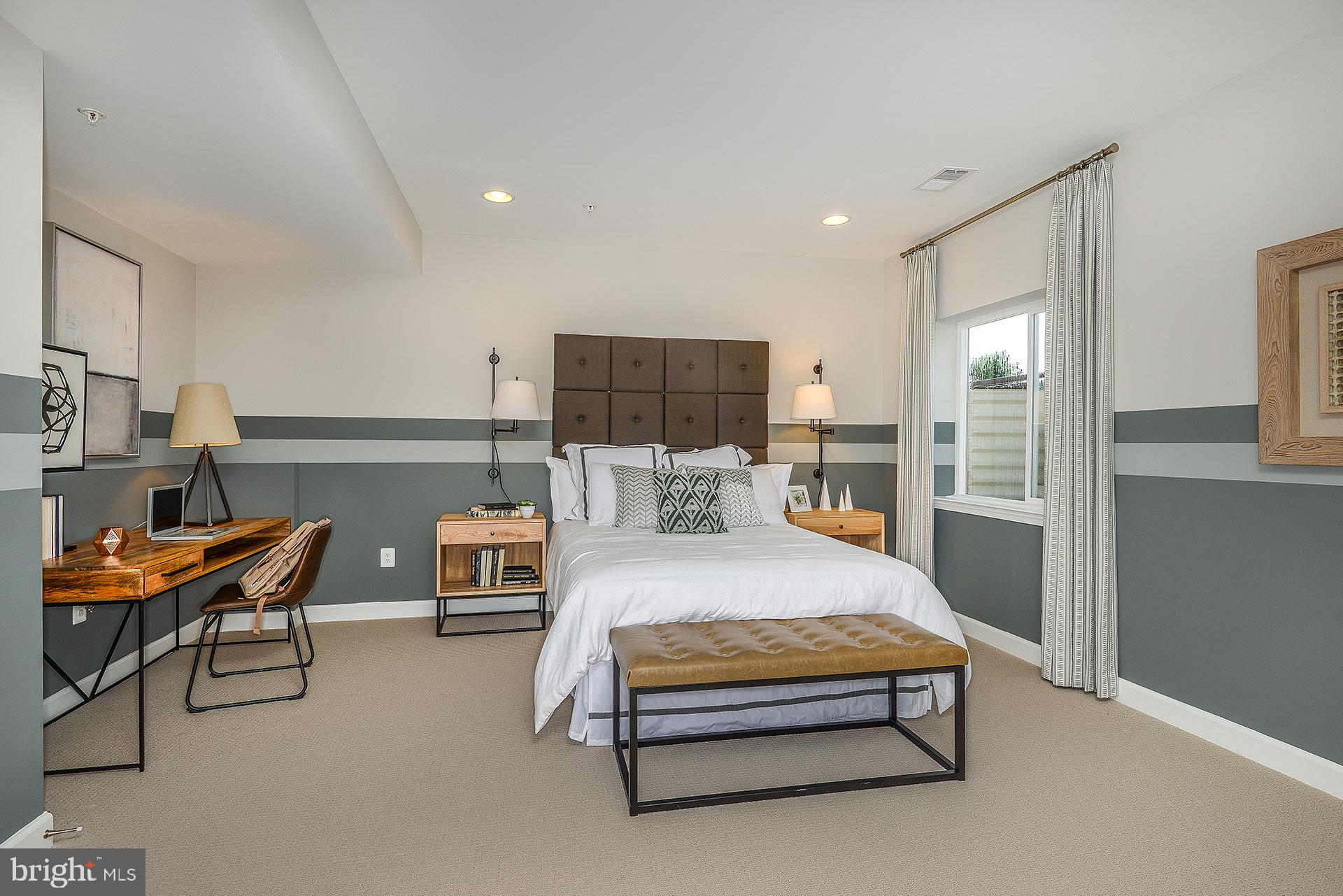 SENSENY VILLAGE - Residential