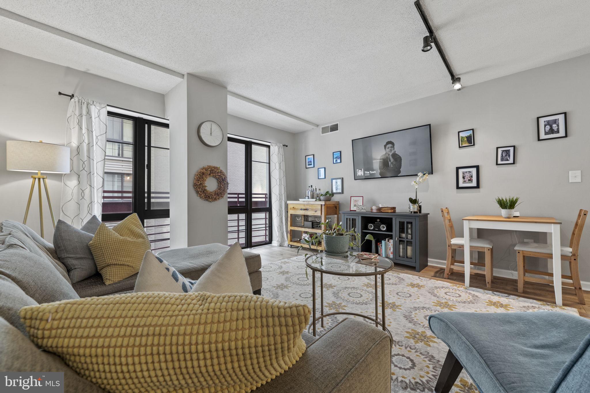 ARORA HILLS - Residential