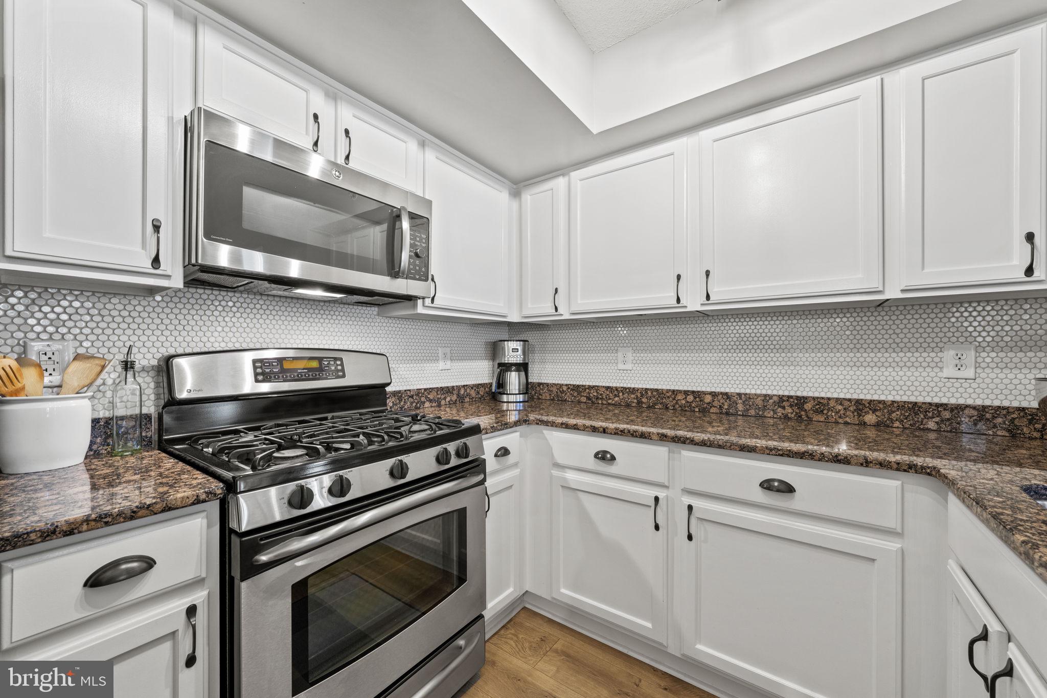 ARORA HILLS - Residential