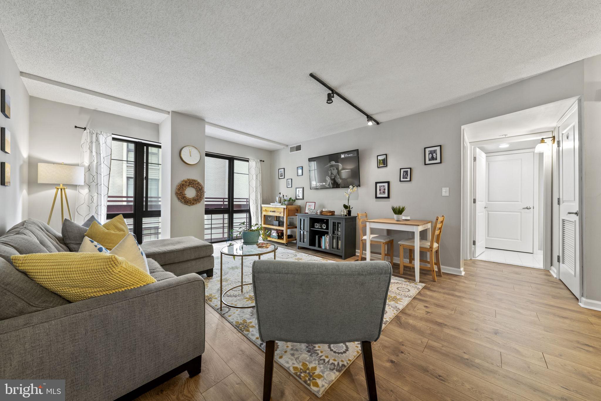 ARORA HILLS - Residential