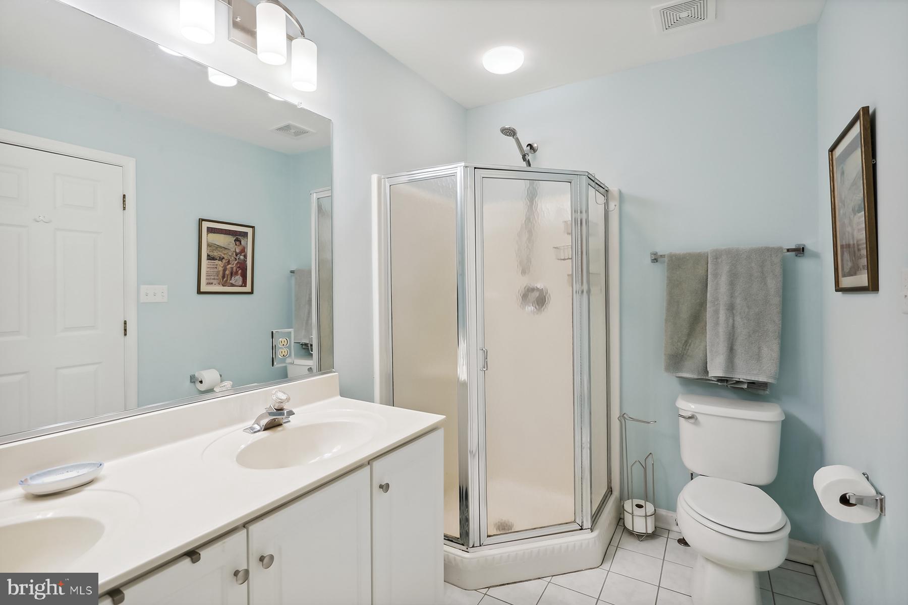 OYSTER HARBOR - Residential