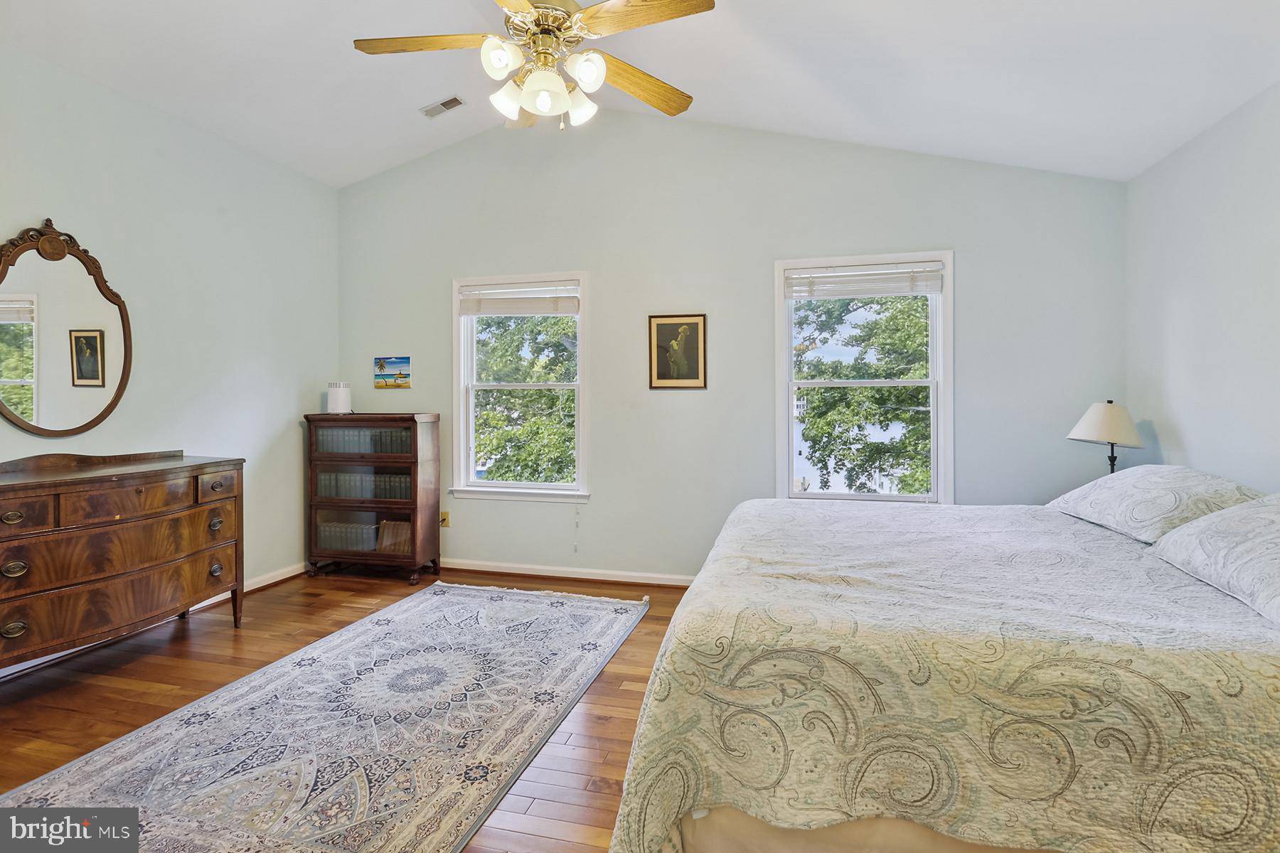 OYSTER HARBOR - Residential