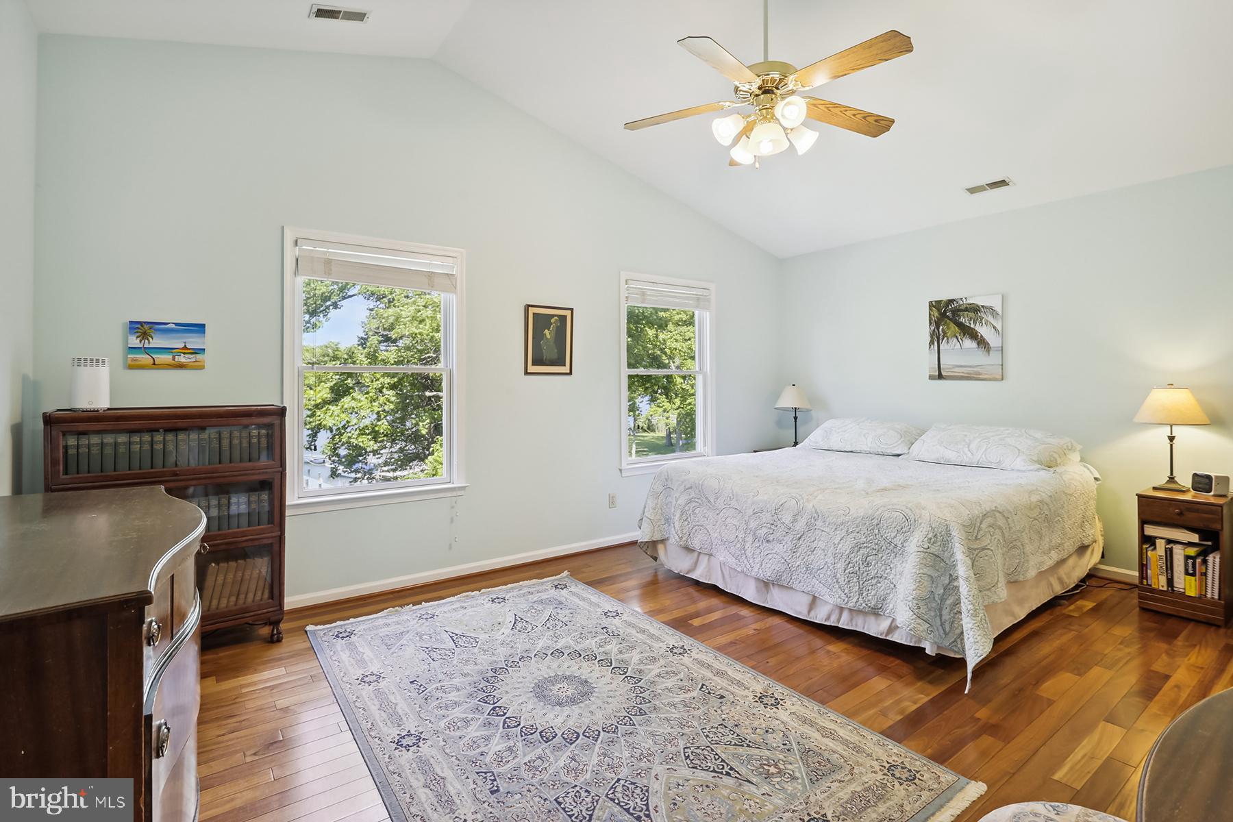 OYSTER HARBOR - Residential