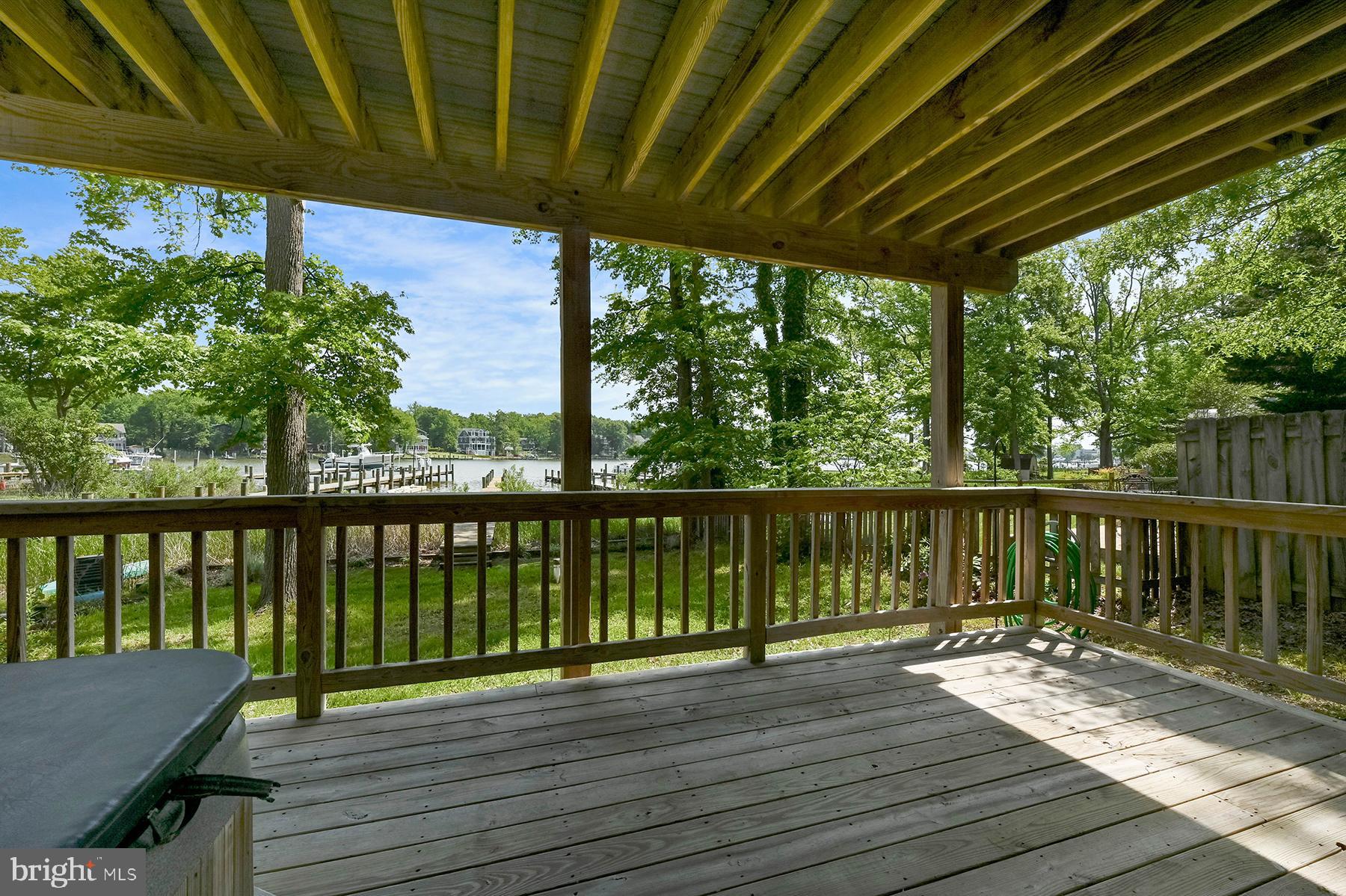 OYSTER HARBOR - Residential