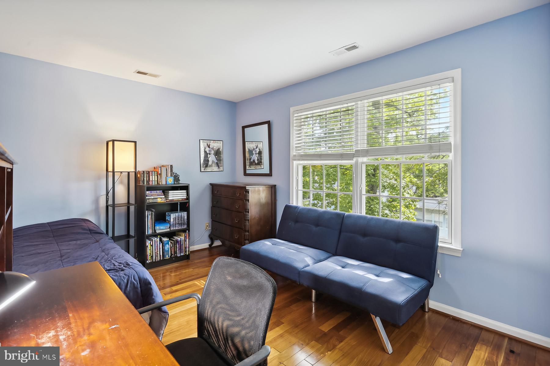 OYSTER HARBOR - Residential