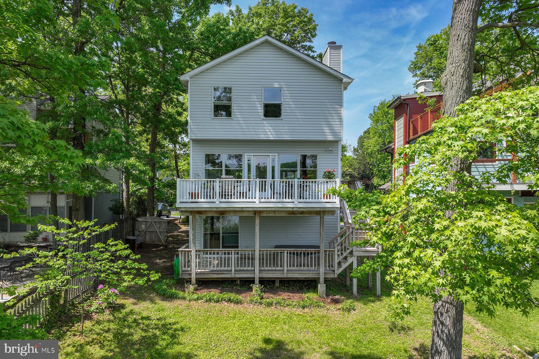 OYSTER HARBOR - Residential