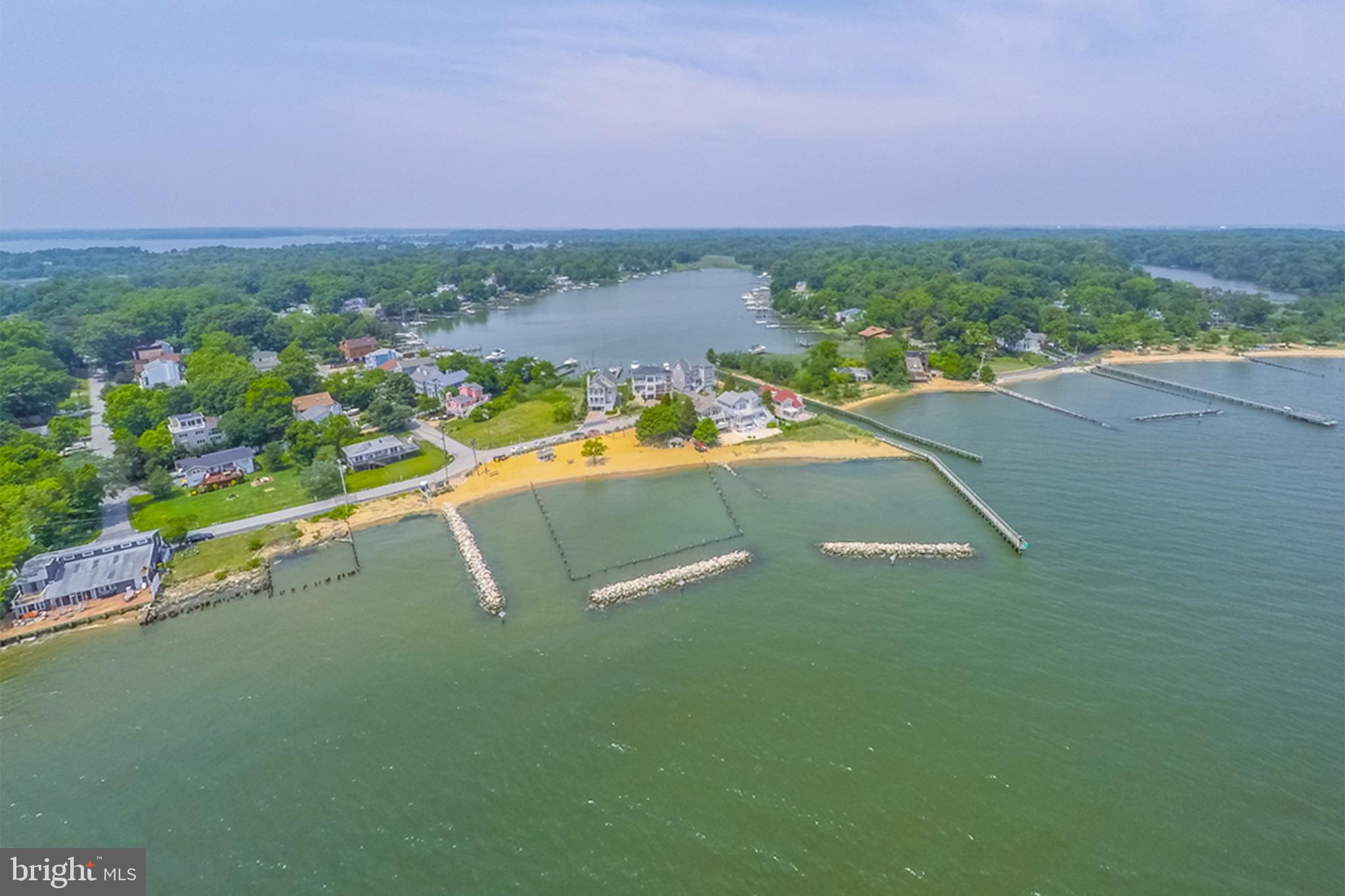 OYSTER HARBOR - Residential
