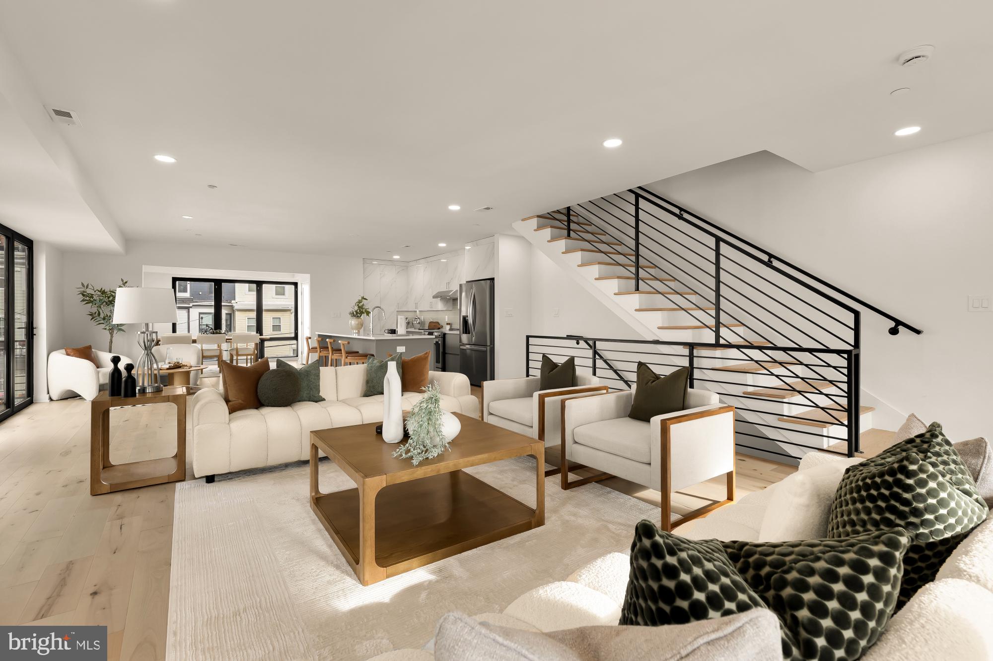 641 QUEBEC PLACE NW 2