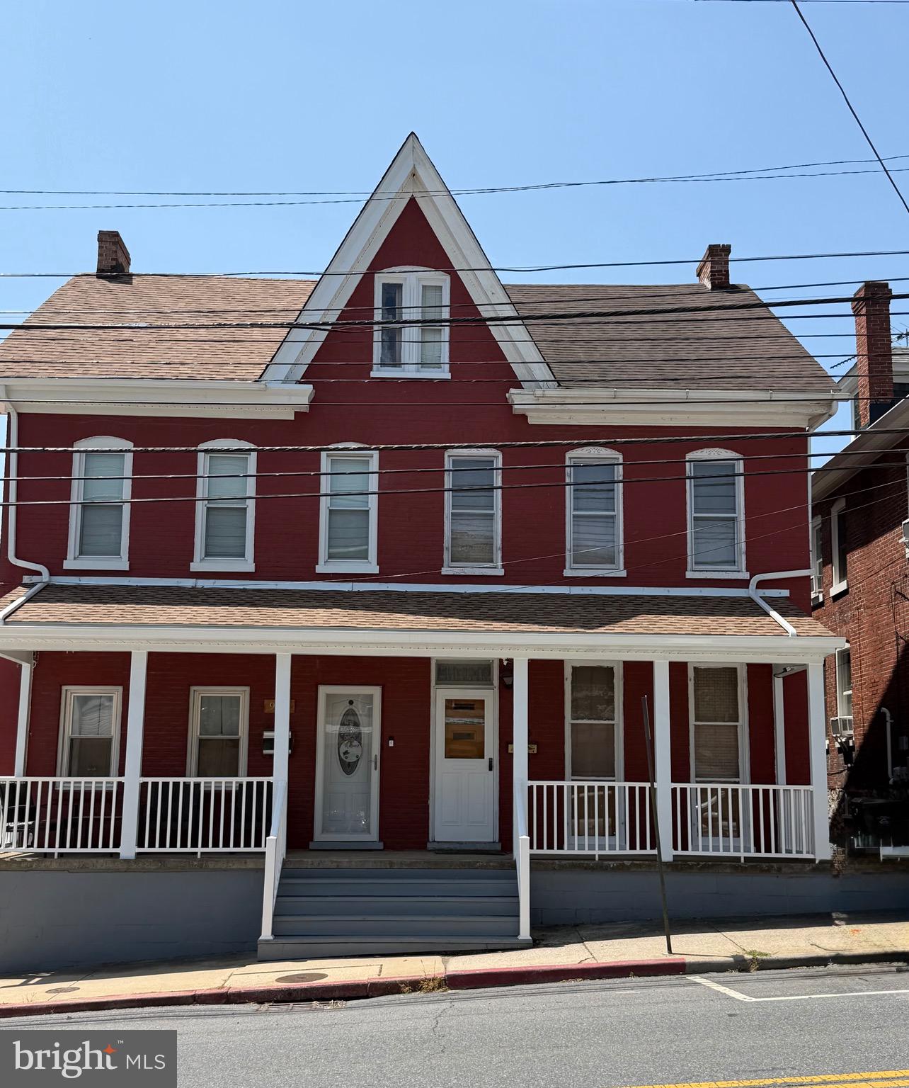 903 W WASHINGTON STREET