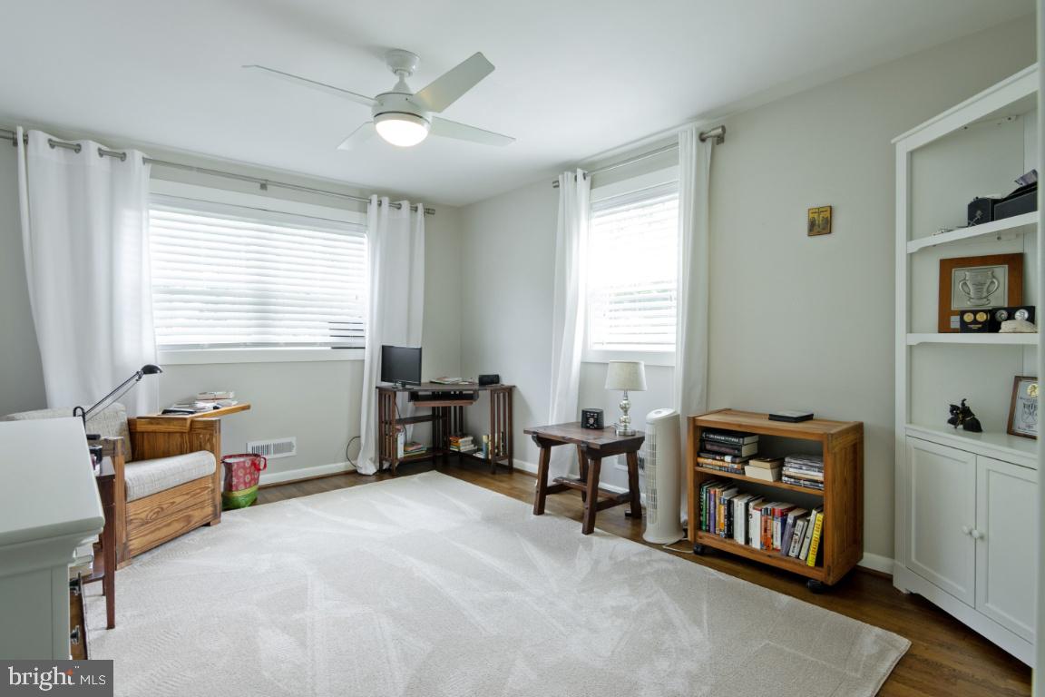 SHETLAND HILLS - Residential