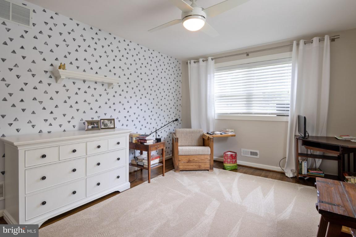 SHETLAND HILLS - Residential