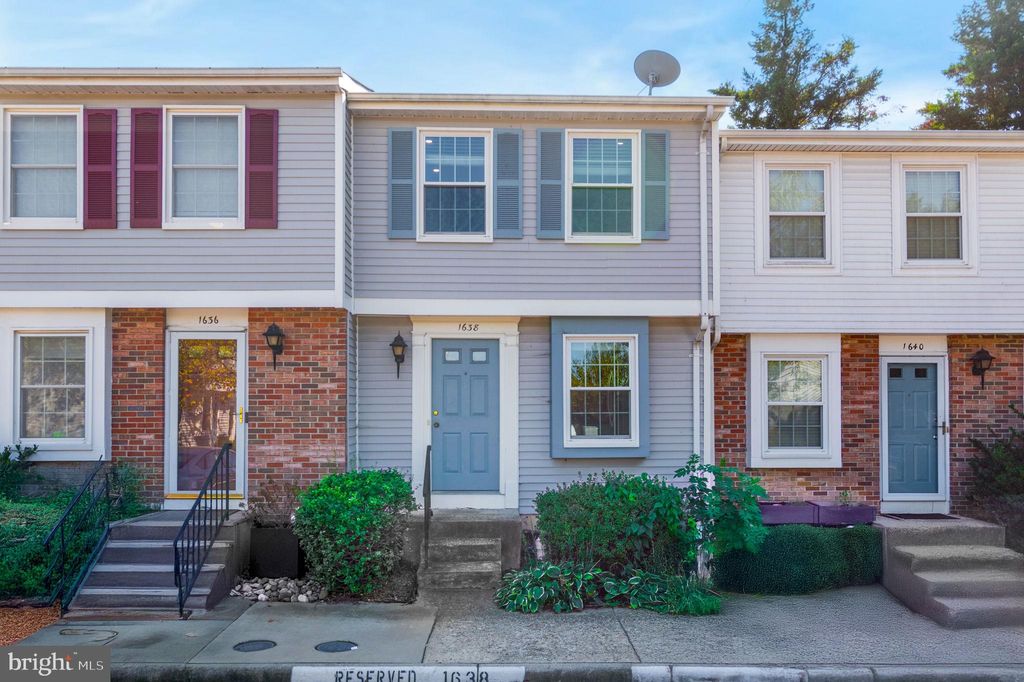 Photo of 1638 10th Street S, ARLINGTON, VA 22204 (MLS # VAAR2064848)