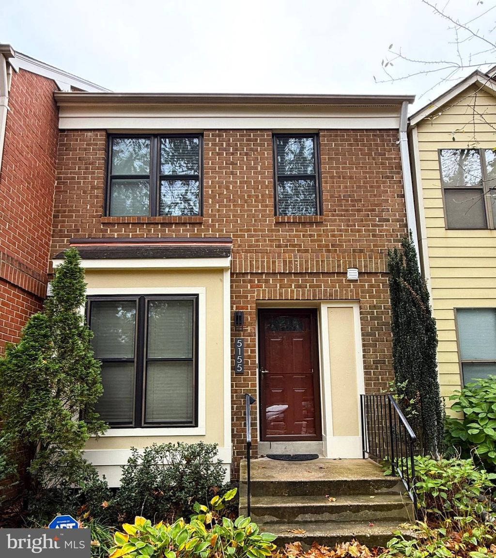 Photo of 5155 King Charles Way, BETHESDA, MD 20814 (MLS # MDMC2205320)