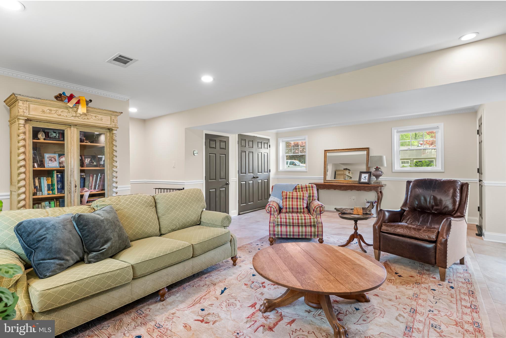 ROMAR ESTATES - Residential