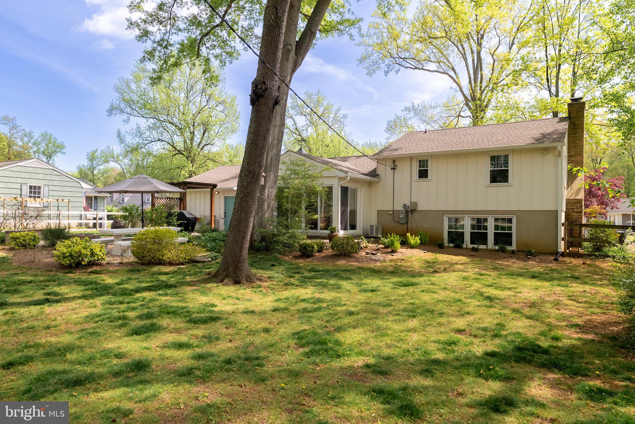 ROMAR ESTATES - Residential