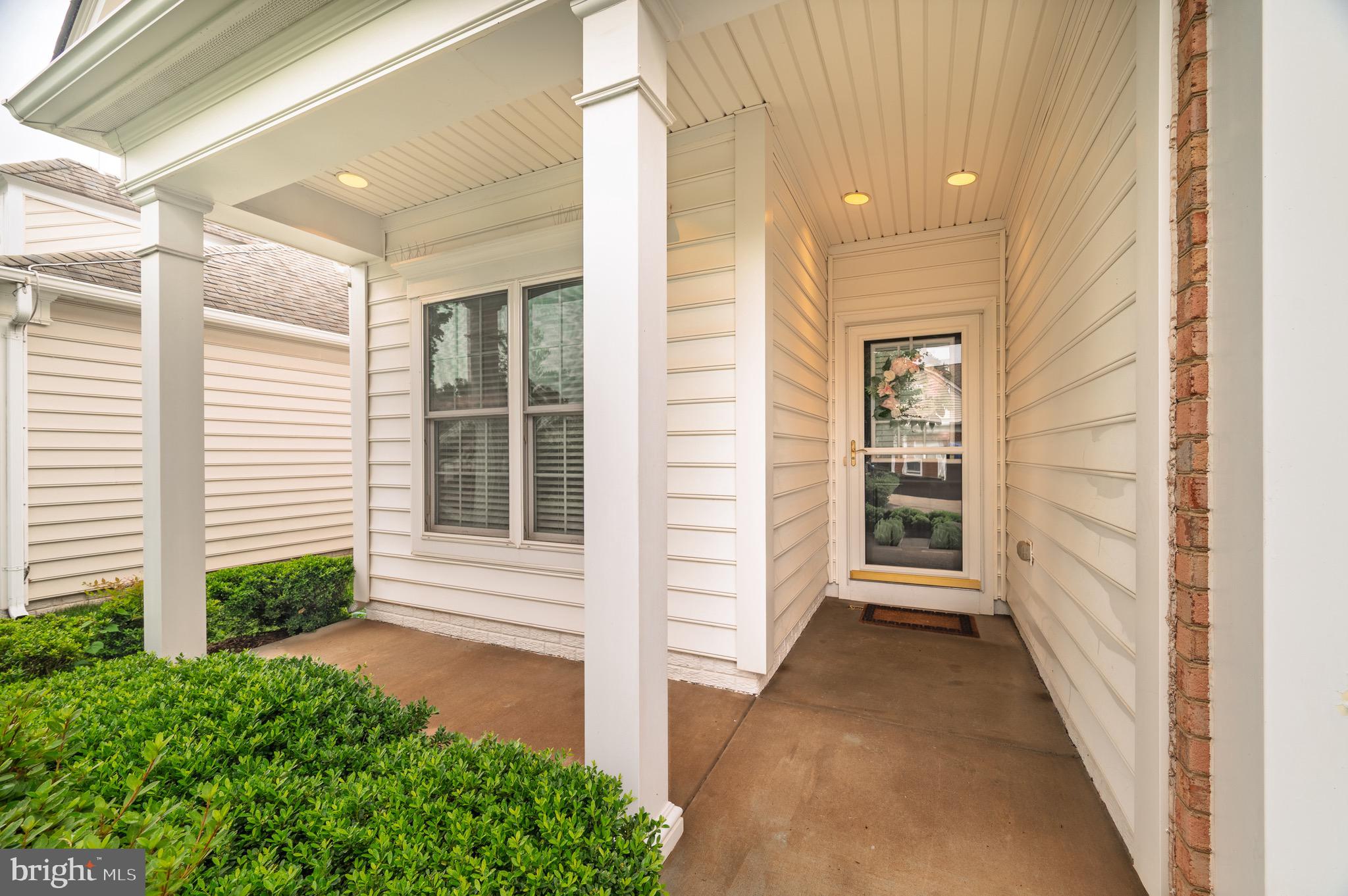 20449 ROSSES POINT COURT