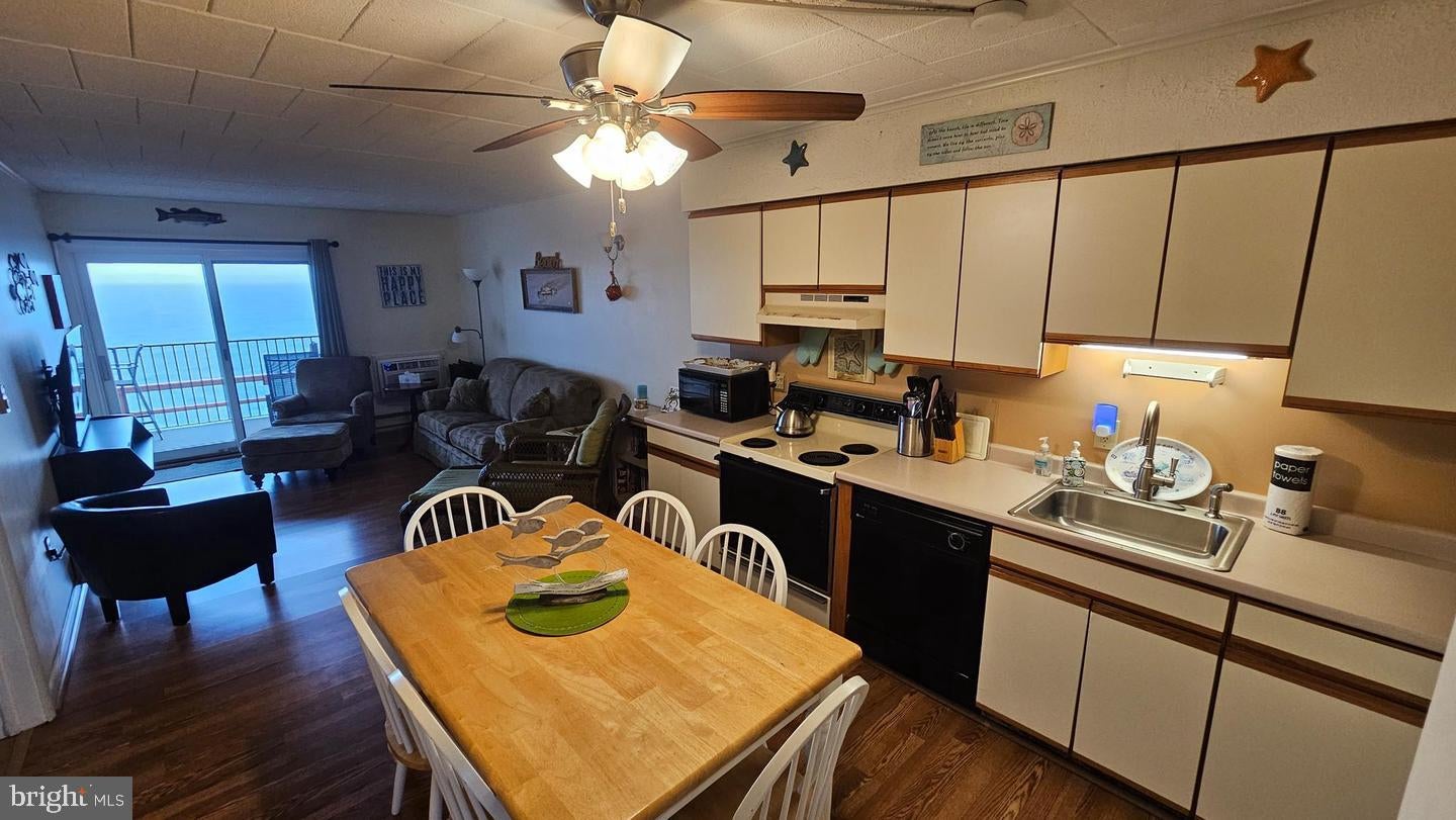 745 MOORING ROAD 111