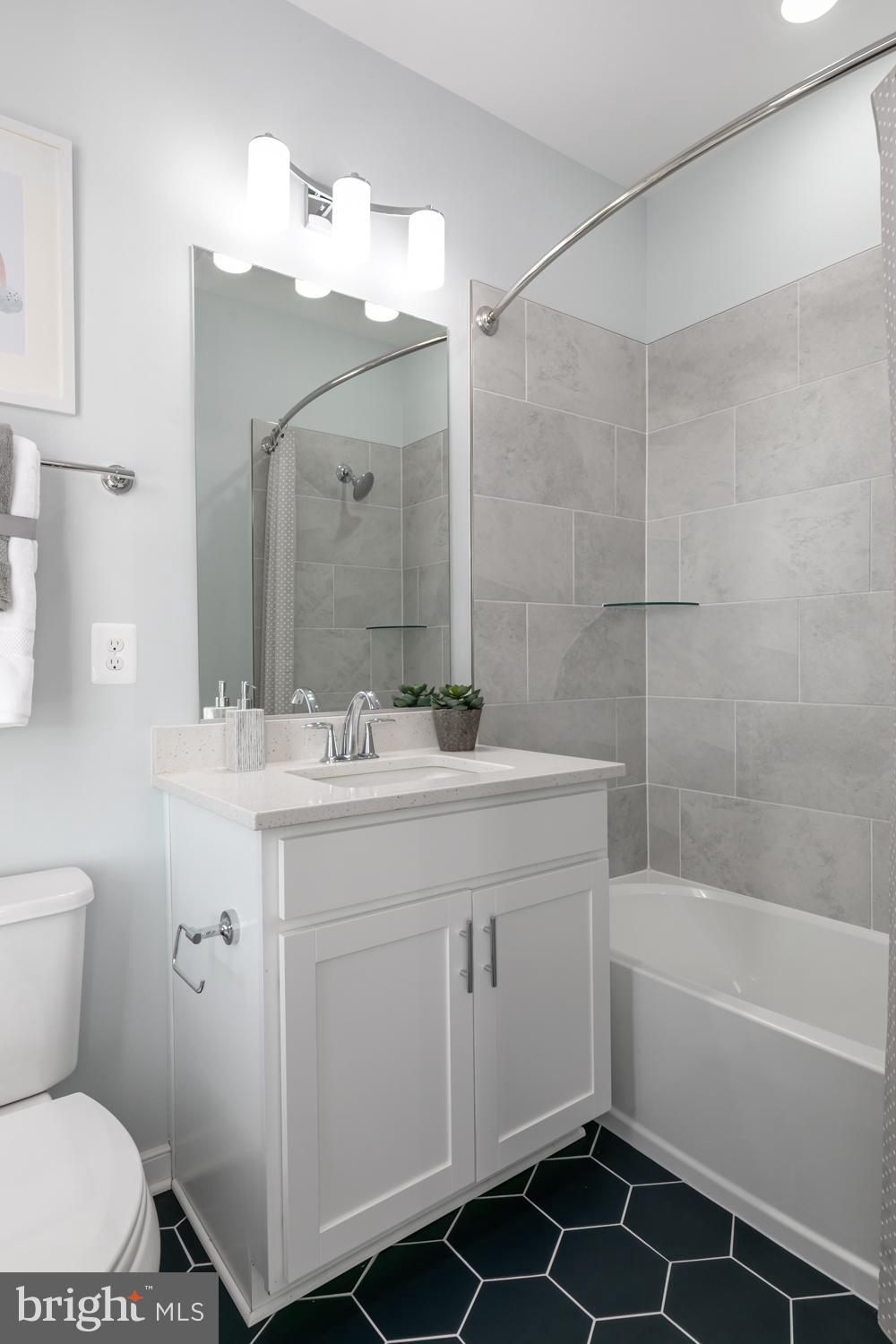 DOWNTOWN BRAMBLETON - Residential