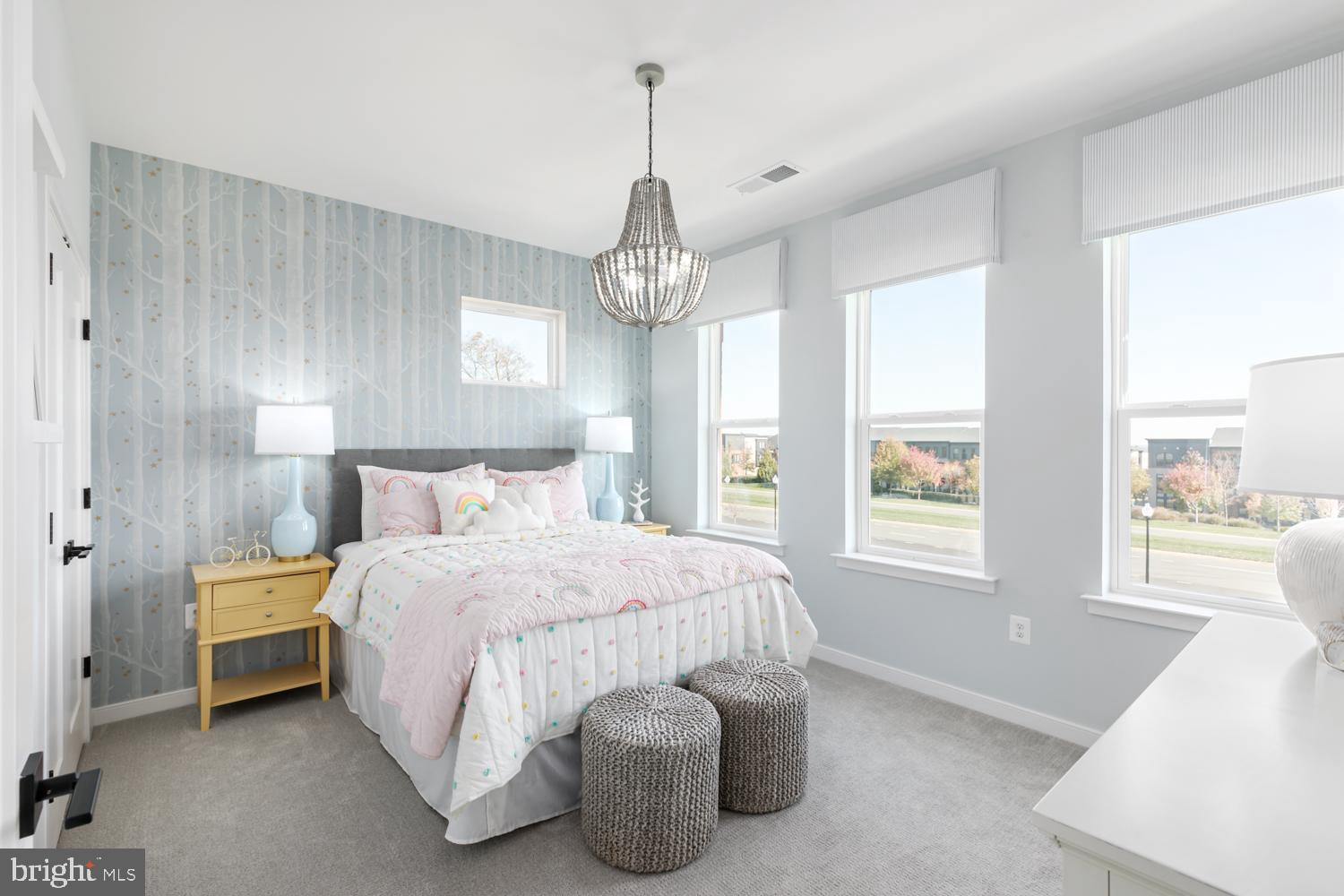 DOWNTOWN BRAMBLETON - Residential