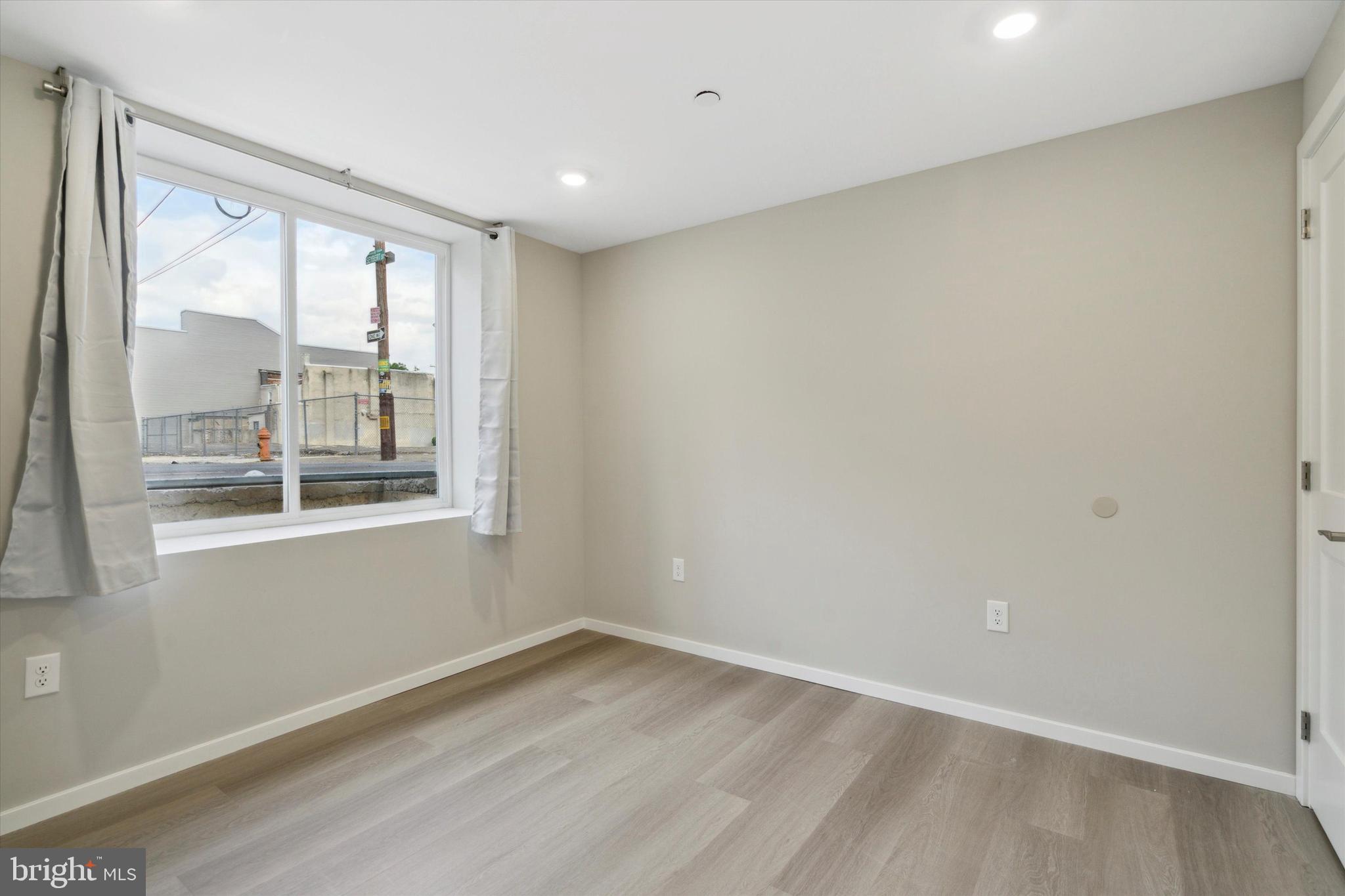 FRANCISVILLE - Residential Lease