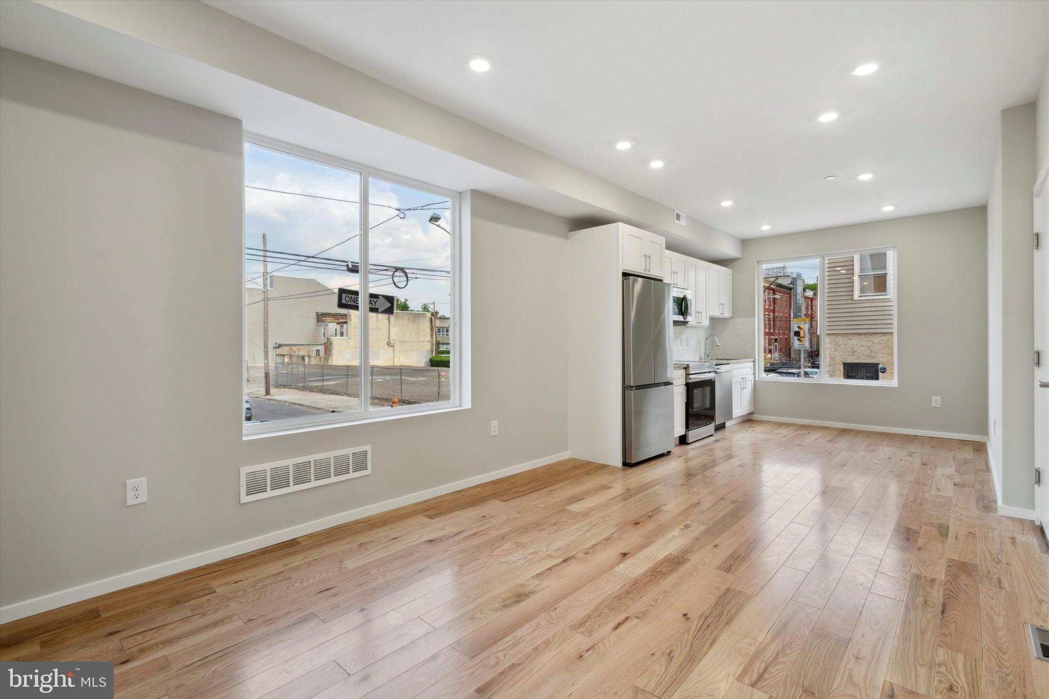 FRANCISVILLE - Residential Lease