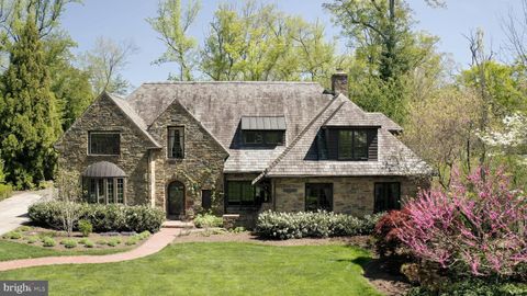 Photo of 1002 Overbrook Road, WILMINGTON, DE 19807 (MLS # DENC2101818)