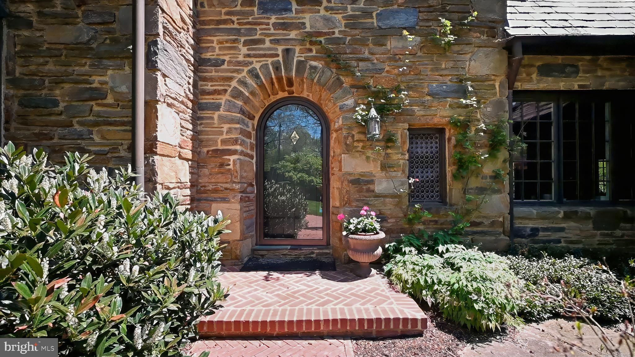 WESTOVER HILLS - Residential