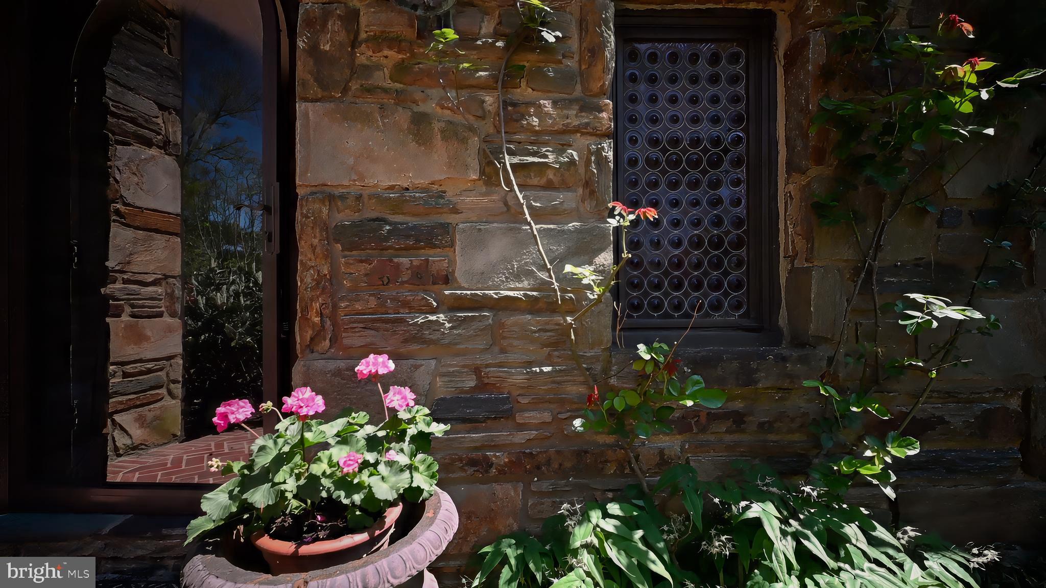 WESTOVER HILLS - Residential