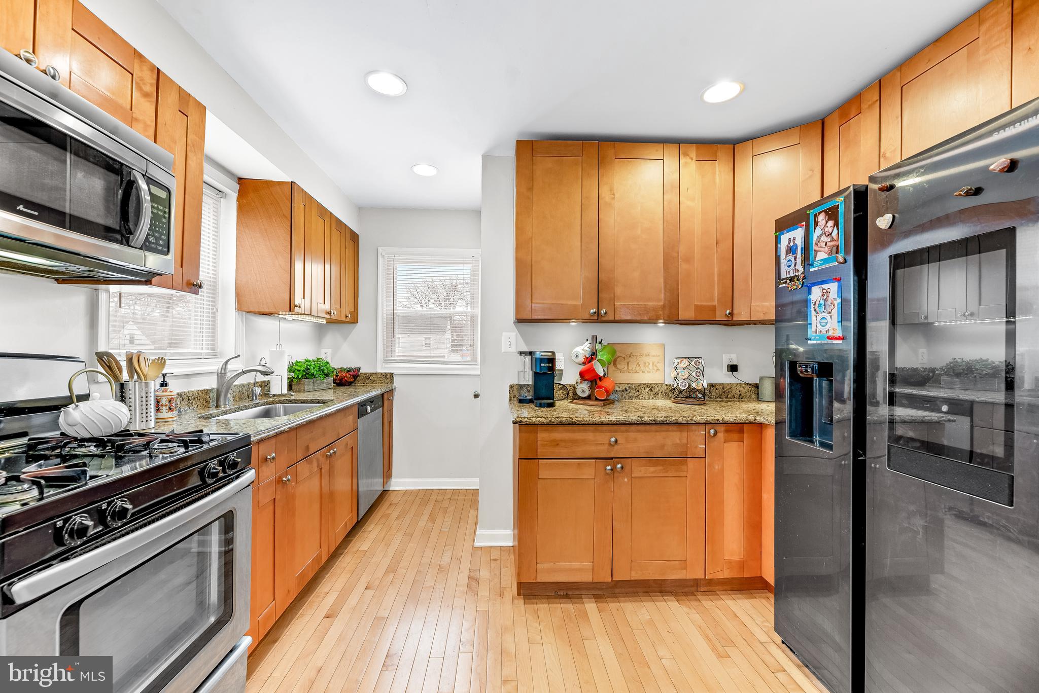 LANDOVER HILLS - Residential