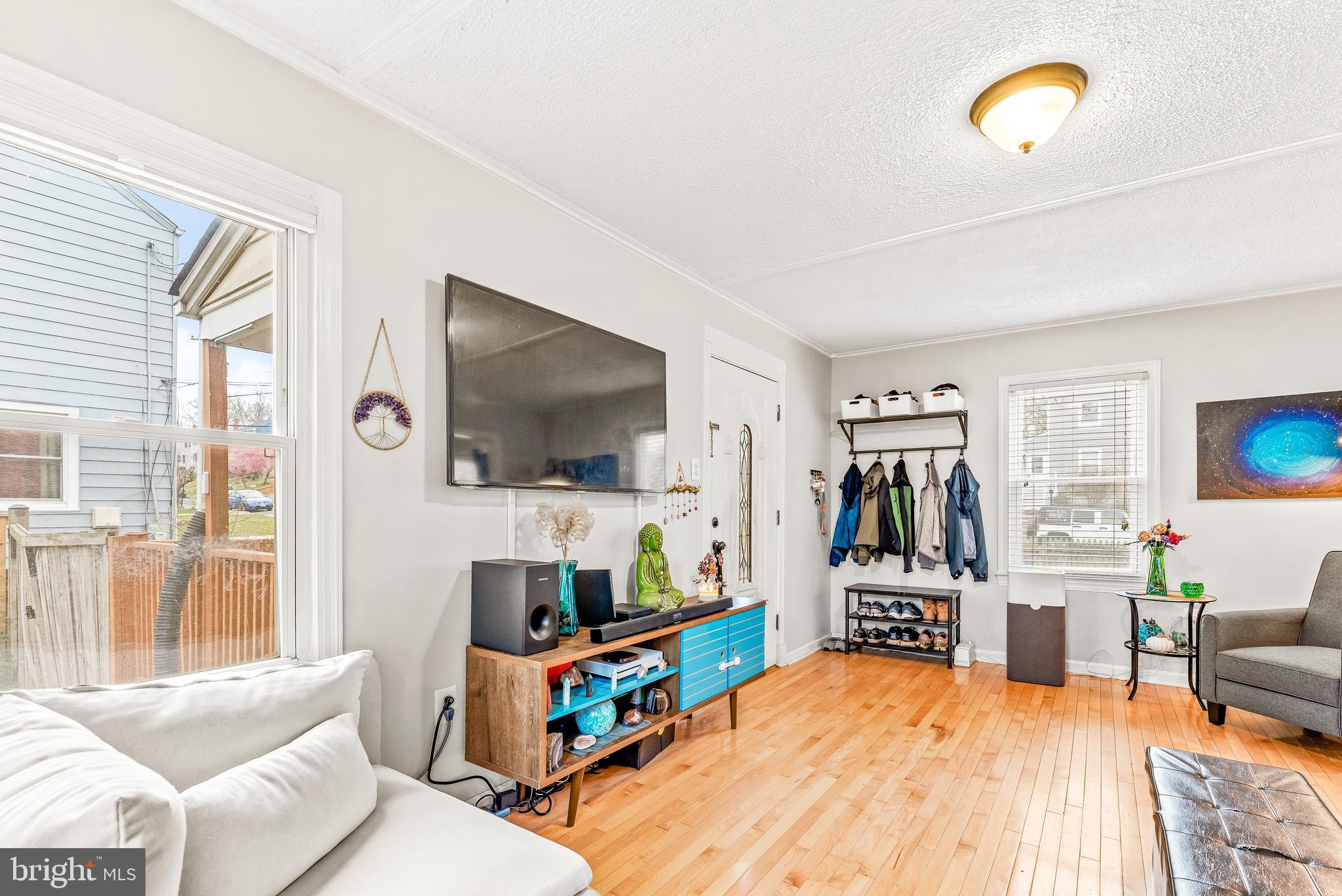 LANDOVER HILLS - Residential